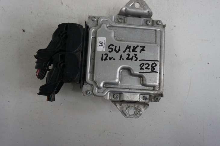 Suzuki Swift Mk7 IV Sterownik Silnika 33910-69L01 - Image 6