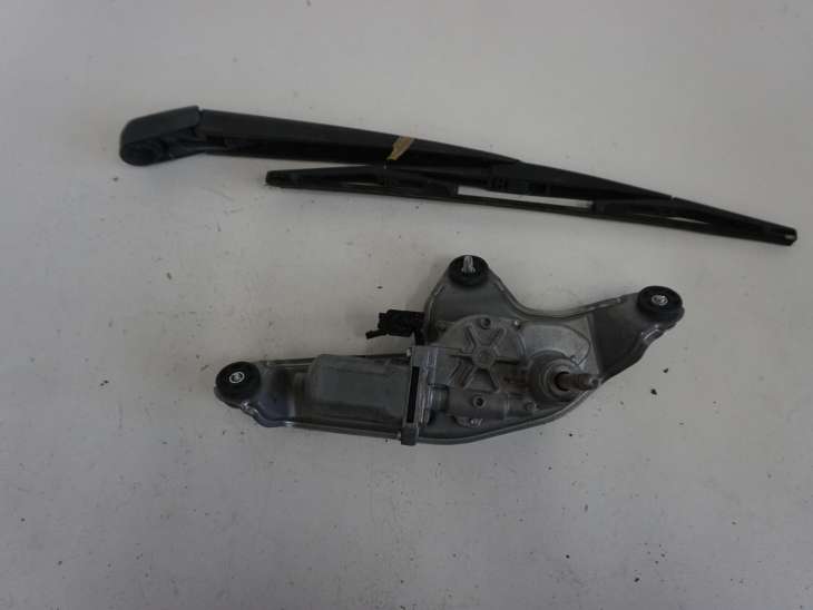 MAZDA 3 BL MECHANIZM WYCIERACZKI BBN9-67450