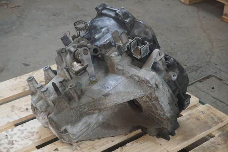 MITSUBISHI COLT 1997R 1.6B SKRZYNIA BIEGOW F5M411F8A1 - obrazek 3