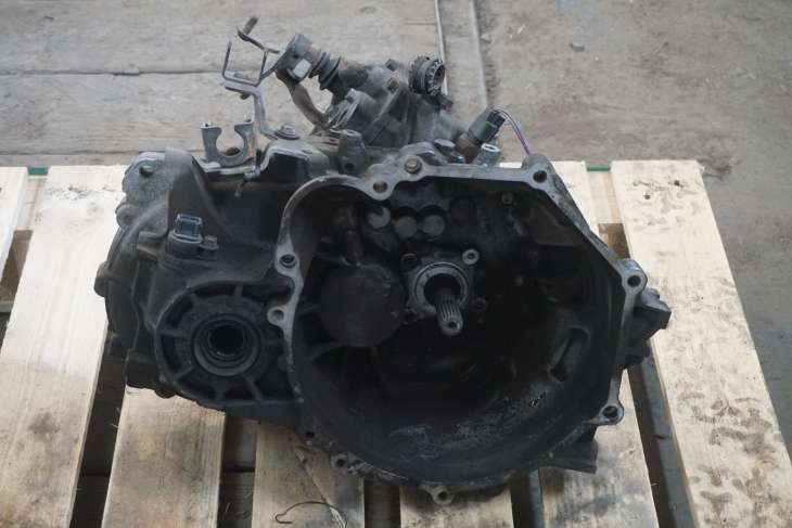 MITSUBISHI COLT 1997R 1.6B SKRZYNIA BIEGOW F5M411F8A1 - obrazek 5