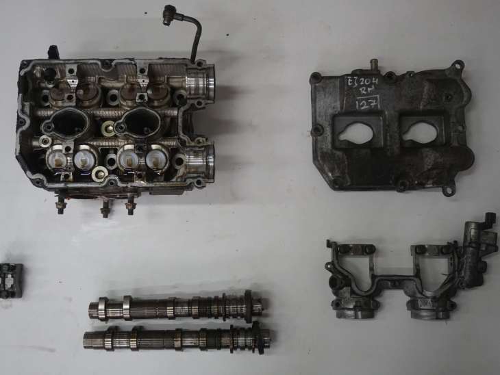 Subaru Impreza Forester Legacy PRAWA Głowica WALEK Ej204 11039AB830 ; 13031AA562 ; 13034AA562
