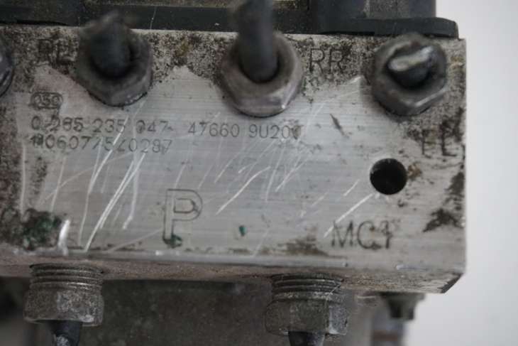 NISSAN NOTE E11 POMPA HAMULCOWA ABS 47660-9U200 476609U200 - Image 3