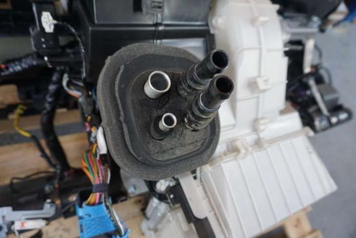 MAZDA 3 BK KONSOLA NAGRZEWNICA 861000-0990 - Image 11