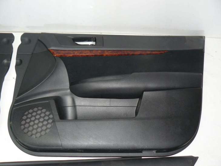 Subaru Outback 2011r Boczki Drzwi Komplet - Image 4