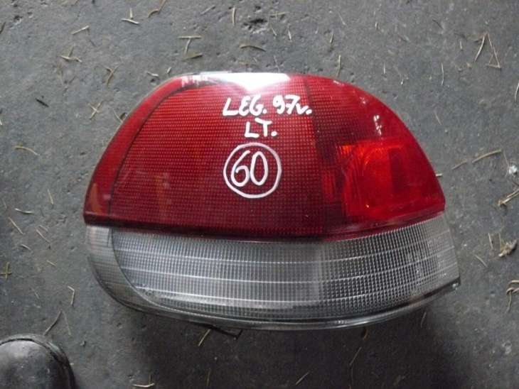 Subaru Legacy 1997r Lampa Lewy Tył - Image 2