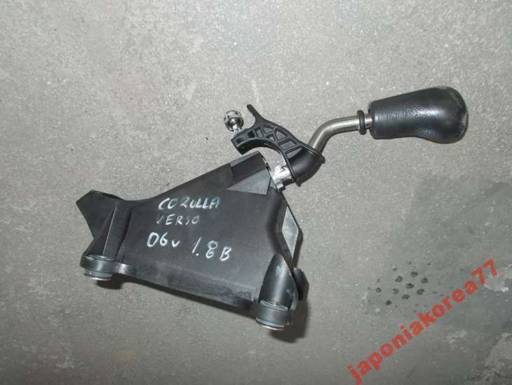 Toyota Corolla Verso 2006r Dźwignia Zmiany Biegów