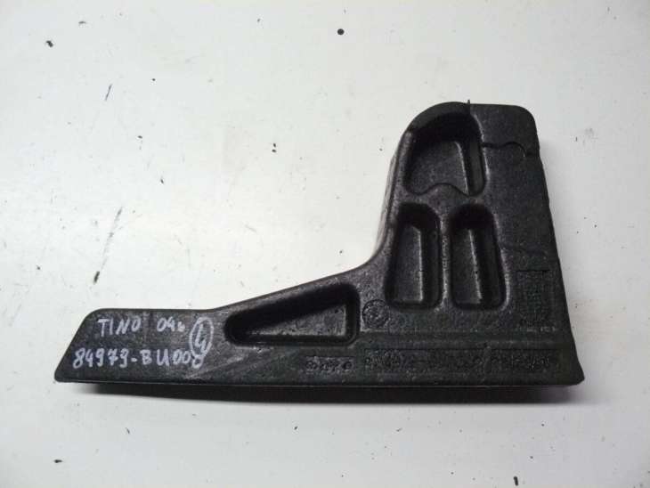 Nissan Almera Tino Schowek 84978-Bu000 84978-Bu000 - Image 3