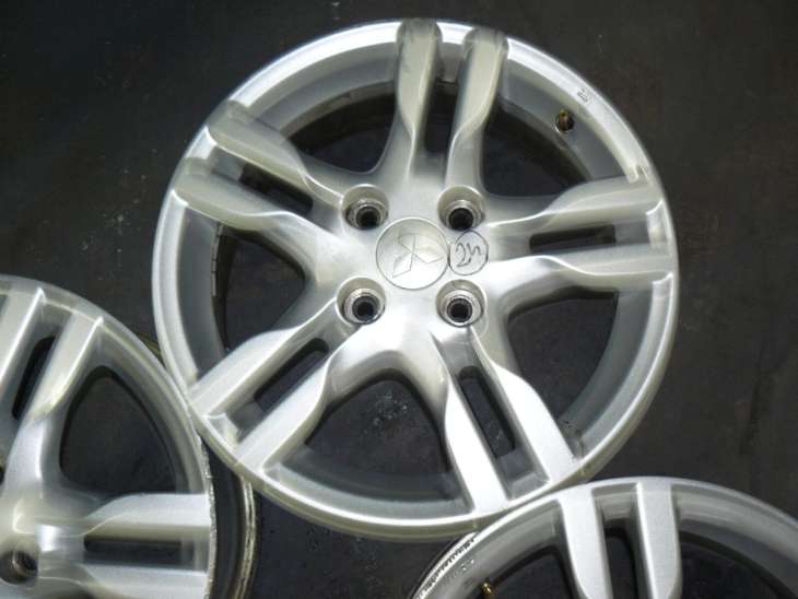 Mitsubishi Colt 2011r Felgi 16x6.5jj Et46 4x114.3 - obrazek 2