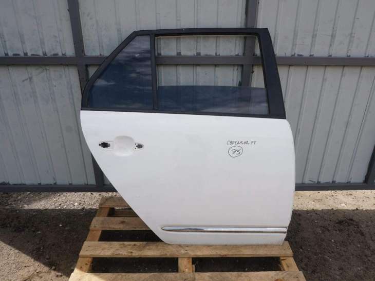 KIA CARENS III DRZWI PRAWE TYLNE BIAŁE