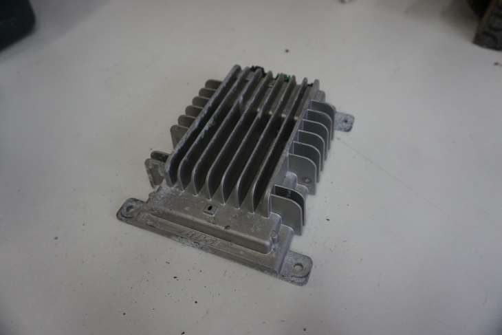 MAZDA 3 BL II WZMACNIACZ BOSE BBM266A20 BBM2 66 A20
