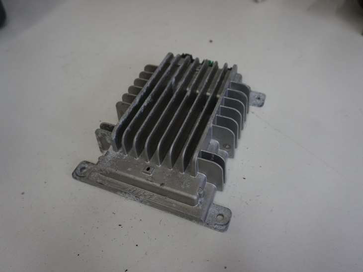 MAZDA 3 BL II WZMACNIACZ BOSE BBM266A20 BBM2 66 A20