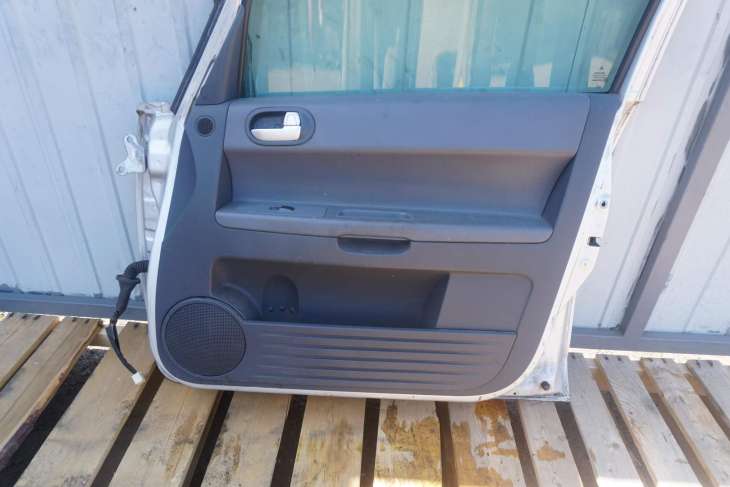 MITSUBISHI COLT VI Z30 2004-2008rok DRZWI PRAWE PRZEDNIE KOLOR SREBNY A50 (Kopia) - obrazek 14