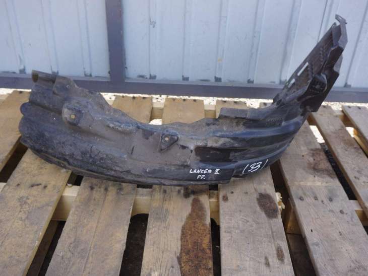 MITSUBISHI LANCER VIII IX NADKOLE PRAWE PRZEDNIE 5370A440