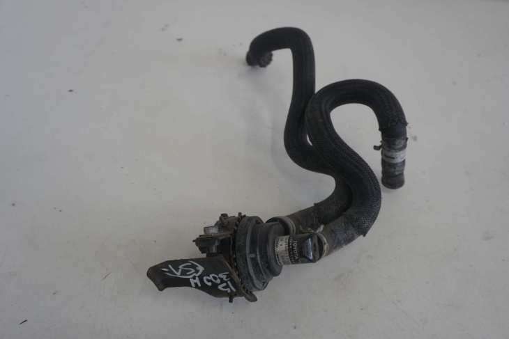 LEXUS IS300H POMPA WODY 064100-1301
