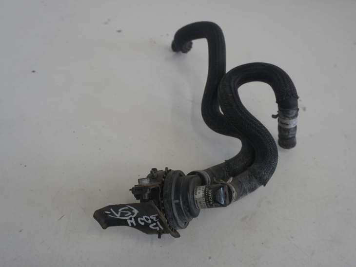 LEXUS IS300H POMPA WODY 064100-1301