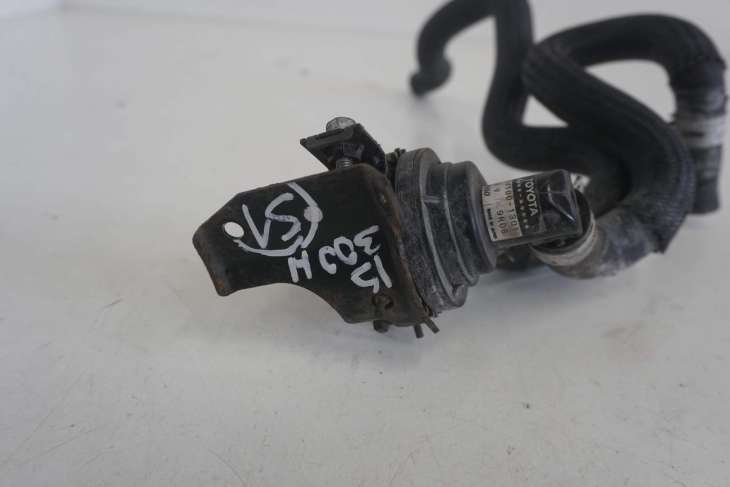 LEXUS IS300H POMPA WODY 064100-1301 - obrazek 2