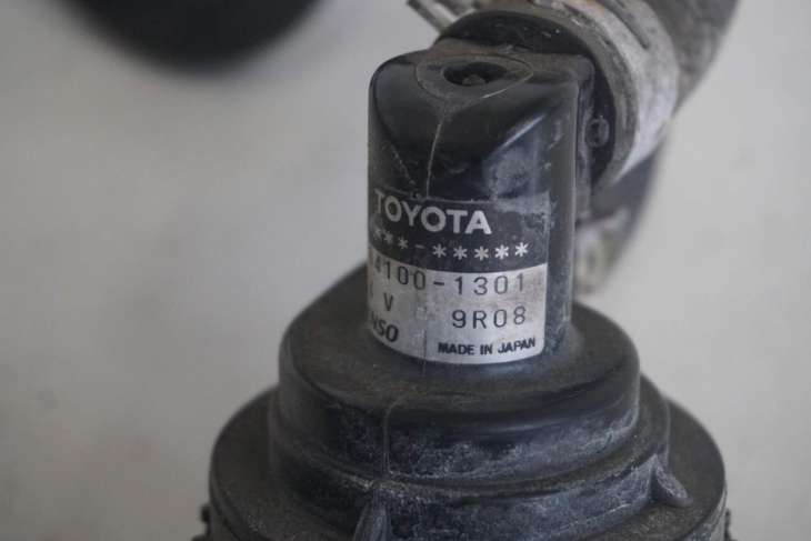 LEXUS IS300H POMPA WODY 064100-1301 - obrazek 7