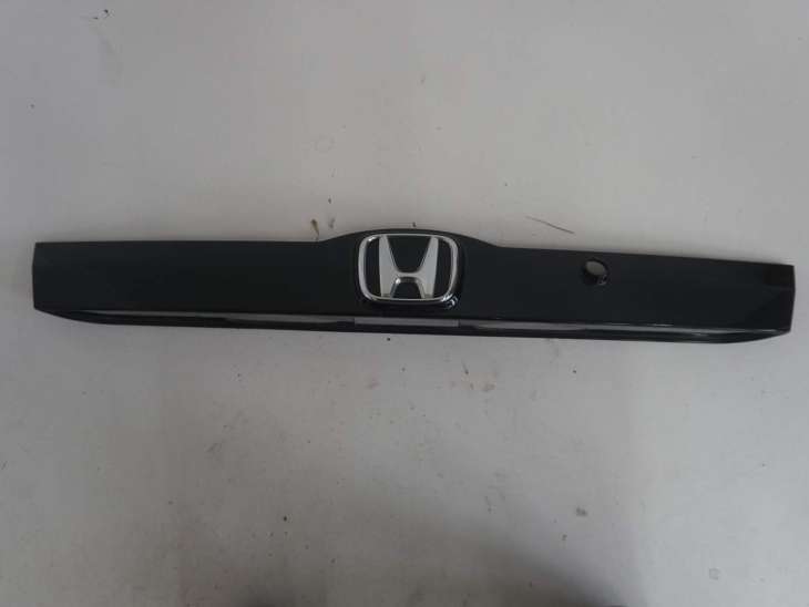 HONDA JAZZ III BLENDA KLAPY BAGAŻNIKA 74890-TF0-0030