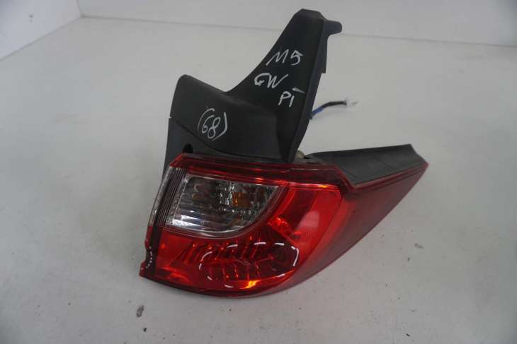 MAZDA 5 II CW LAMPA TYLNA PRAWA BŁOTNIK C513-508E1