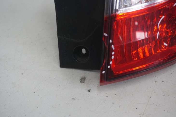 MAZDA 5 II CW LAMPA TYLNA PRAWA BŁOTNIK C513-508E1 - obrazek 4