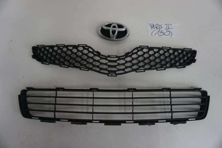 TOYOTA YARIS II ATRAPA ZDERZAKA 75311-0D030 53112-0D140 53111-0D230