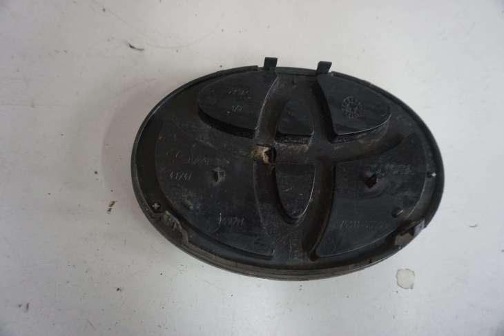 TOYOTA YARIS II ATRAPA ZDERZAKA 75311-0D030 53112-0D140 53111-0D230 - obrazek 7