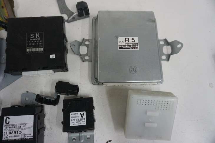 SUBARU IMPREZA GG GD STEROWNIK SILNIKA 22611AL242 31711AK540 - obrazek 4