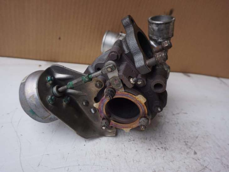 TOYOTA VERSO TURBOSPRĘŻARKA 17201-0R060