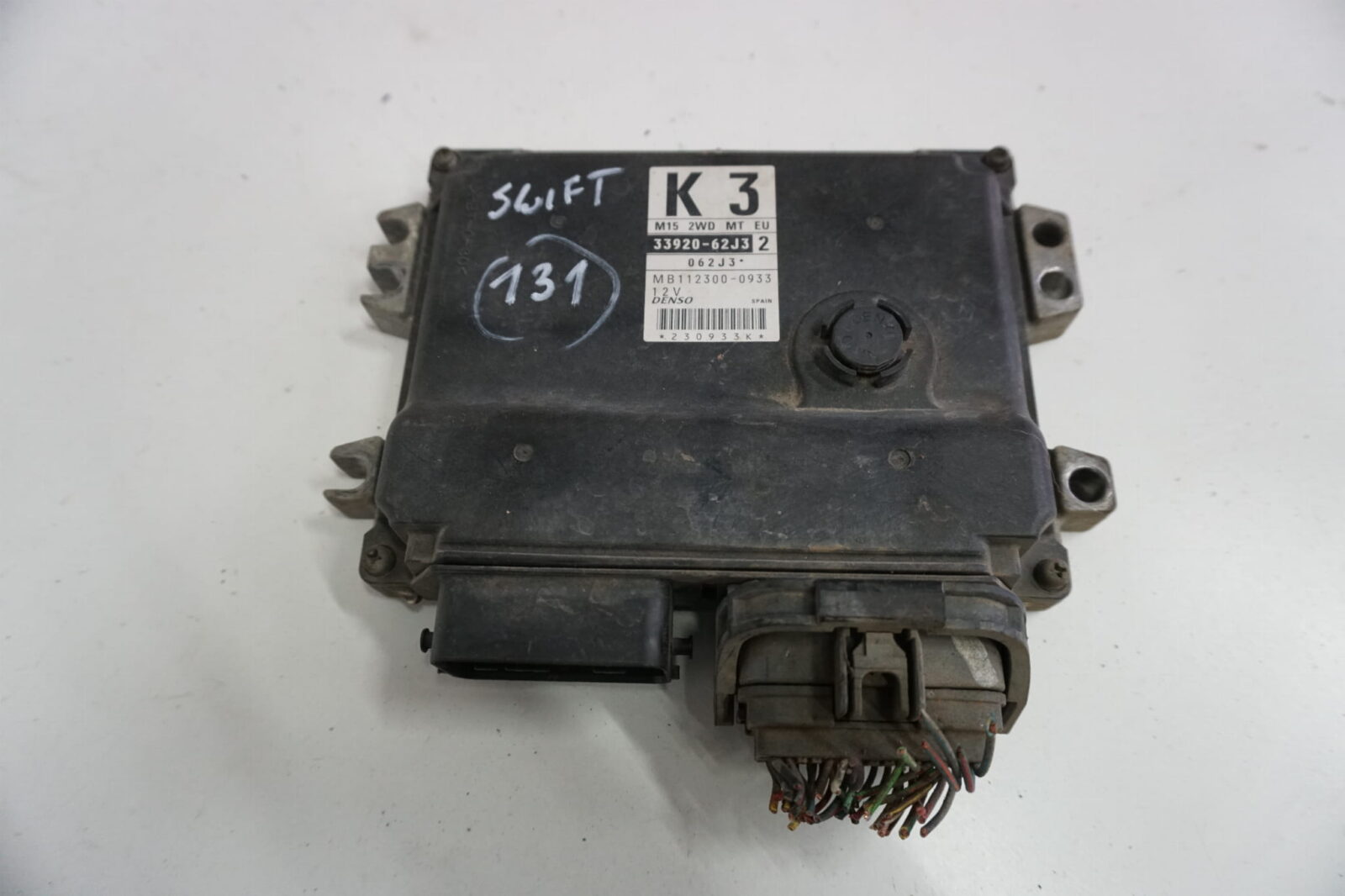 Suzuki Swift Sterownik Silnika 33920-62j32 Nr. 131 / 215 / 217