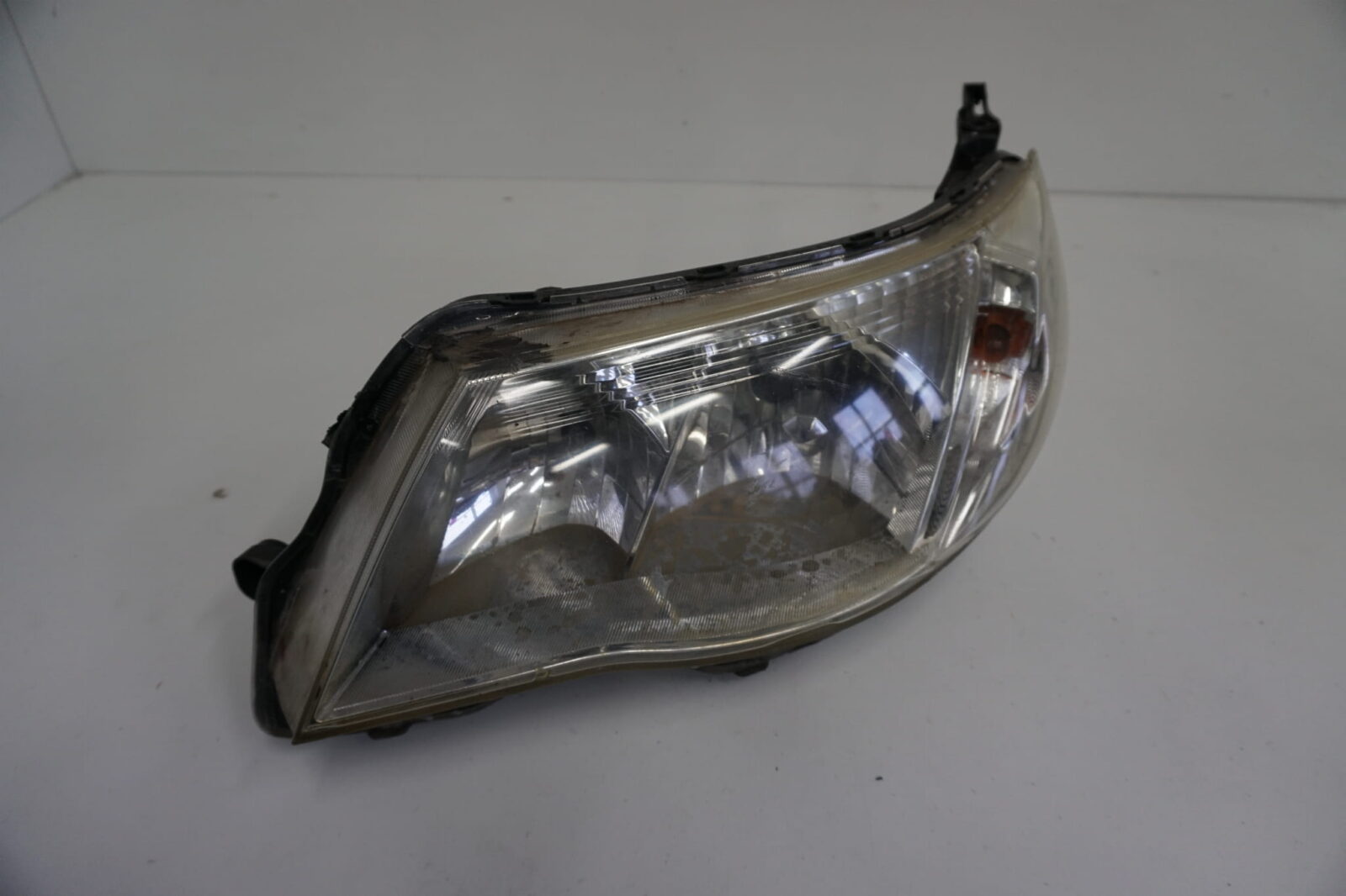 Subaru Forester Sh III Lampa Lewa Przednia Europa Nr.45