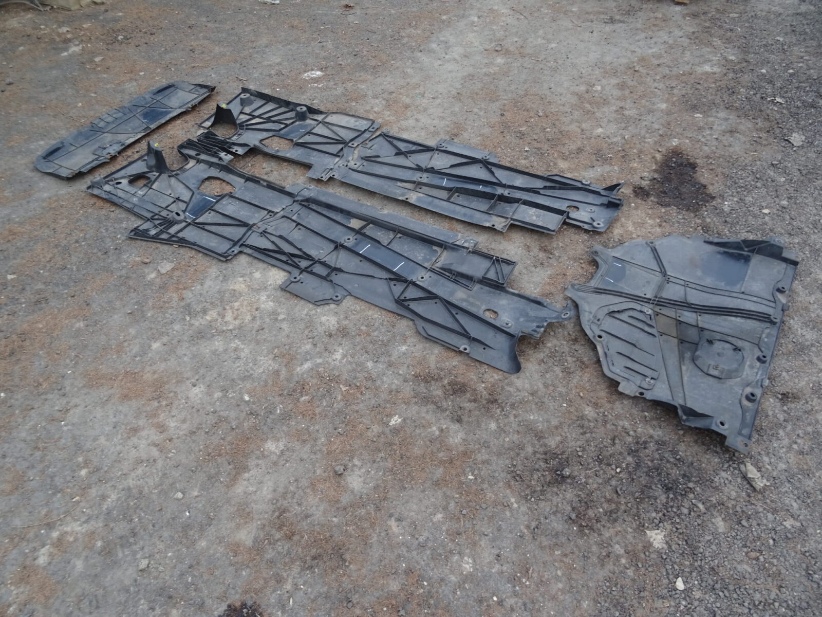 Mazda 6 Gj Osłona Ghp956343 Ghk11561z1 Ghp956371 Ghk156122 Ghp956112