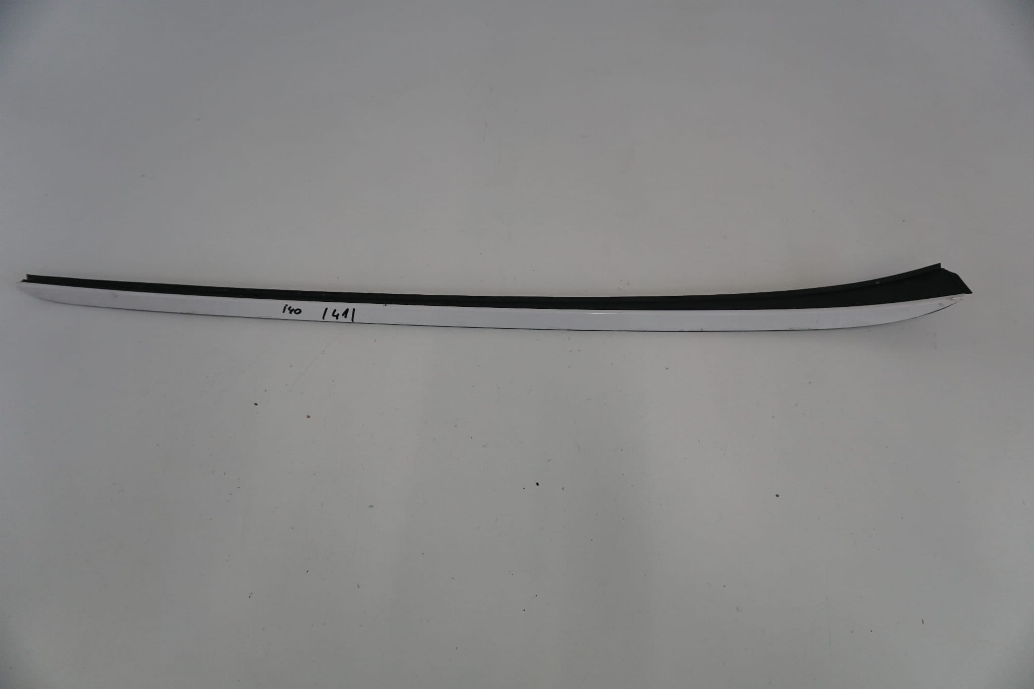 Hyundai I40 Listwa Prawa 86132-3z000