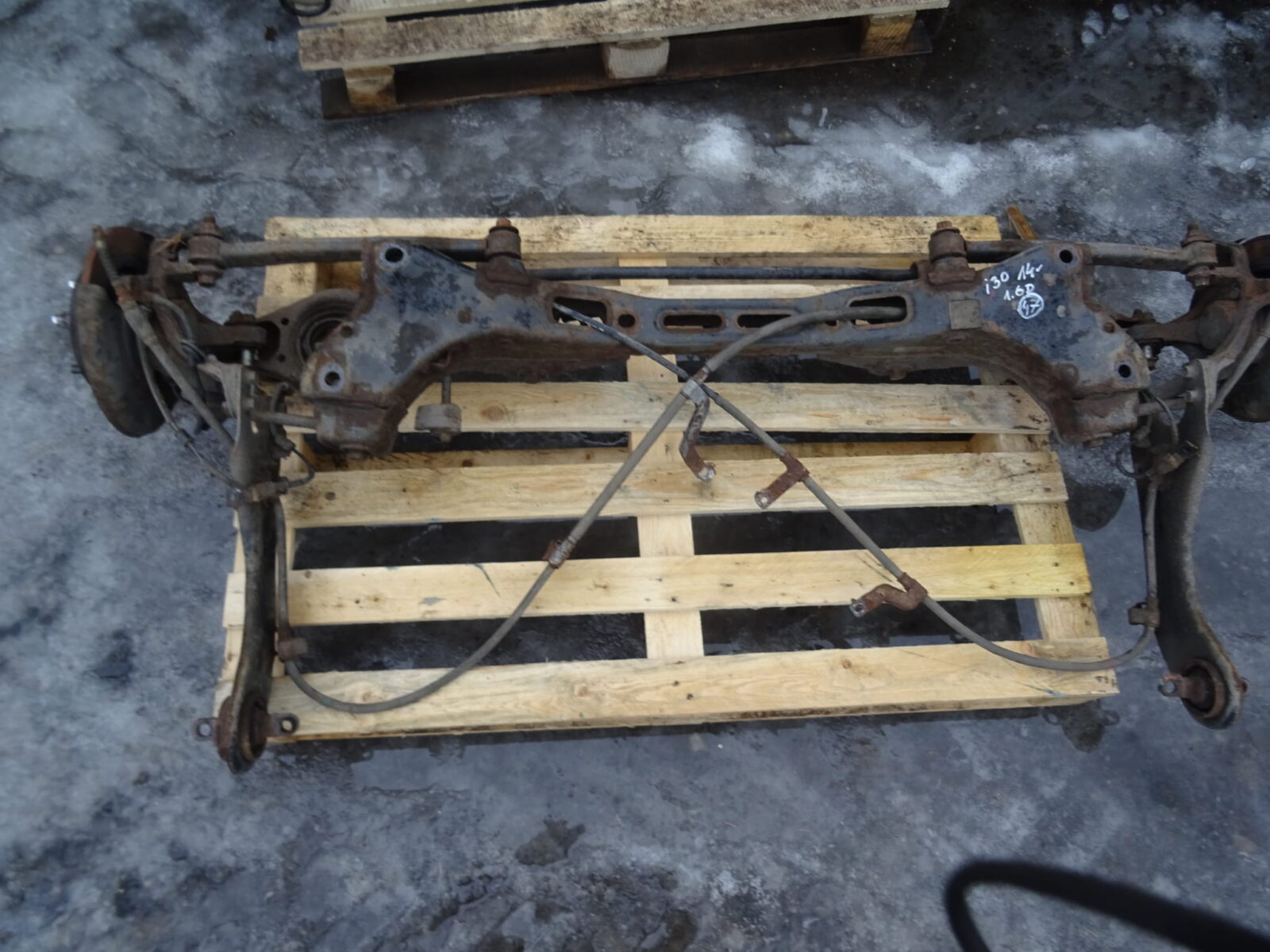 Hyundai I30 Belka Zawieszenia Tylnego Zwrotnica Sanki