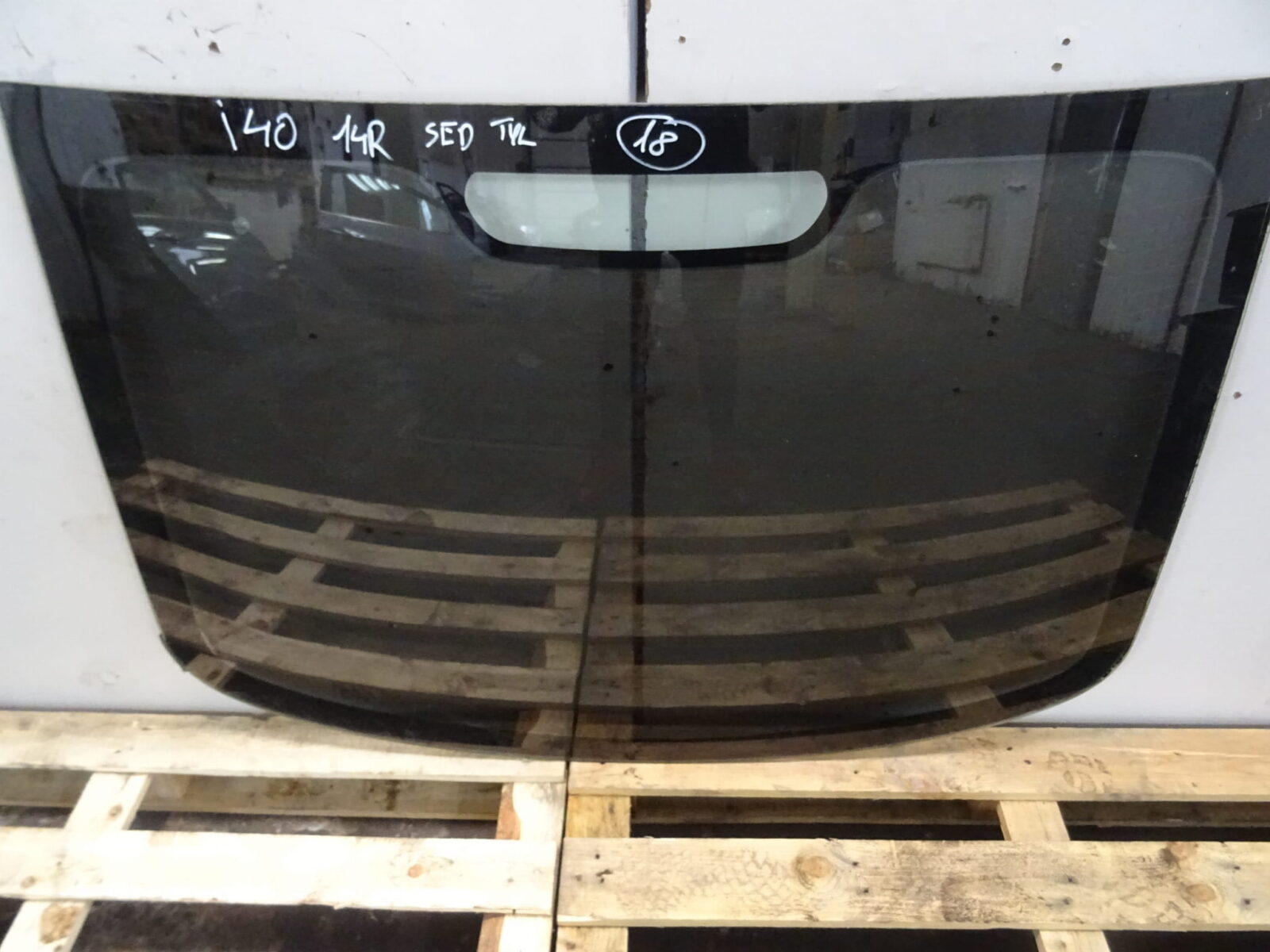 Hyundai I40 Sedan Szyba Tylna Karoseryjna
