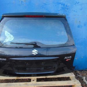 Suzuki Sx4 2007r Klapa Bagażnika Szyba Zce