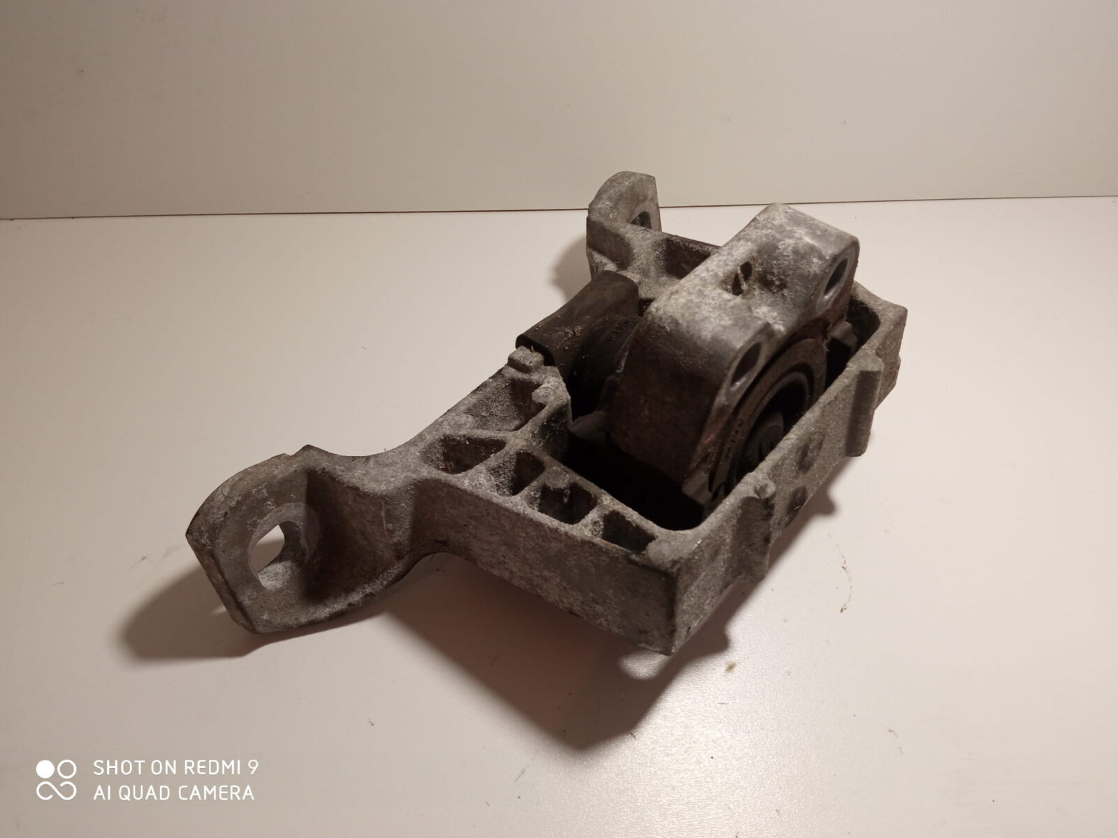 Mazda 3 2010r Bl 1.6 Diesel Poduszka Lapa Silnika Prawa K1442