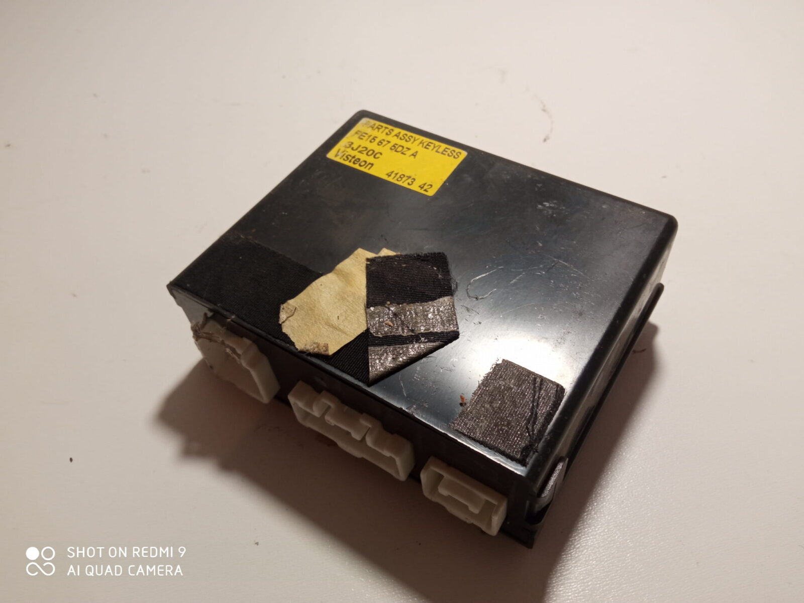 Mazda Rx-8 Moduł Przekaźnik Zamka Fe15675dza