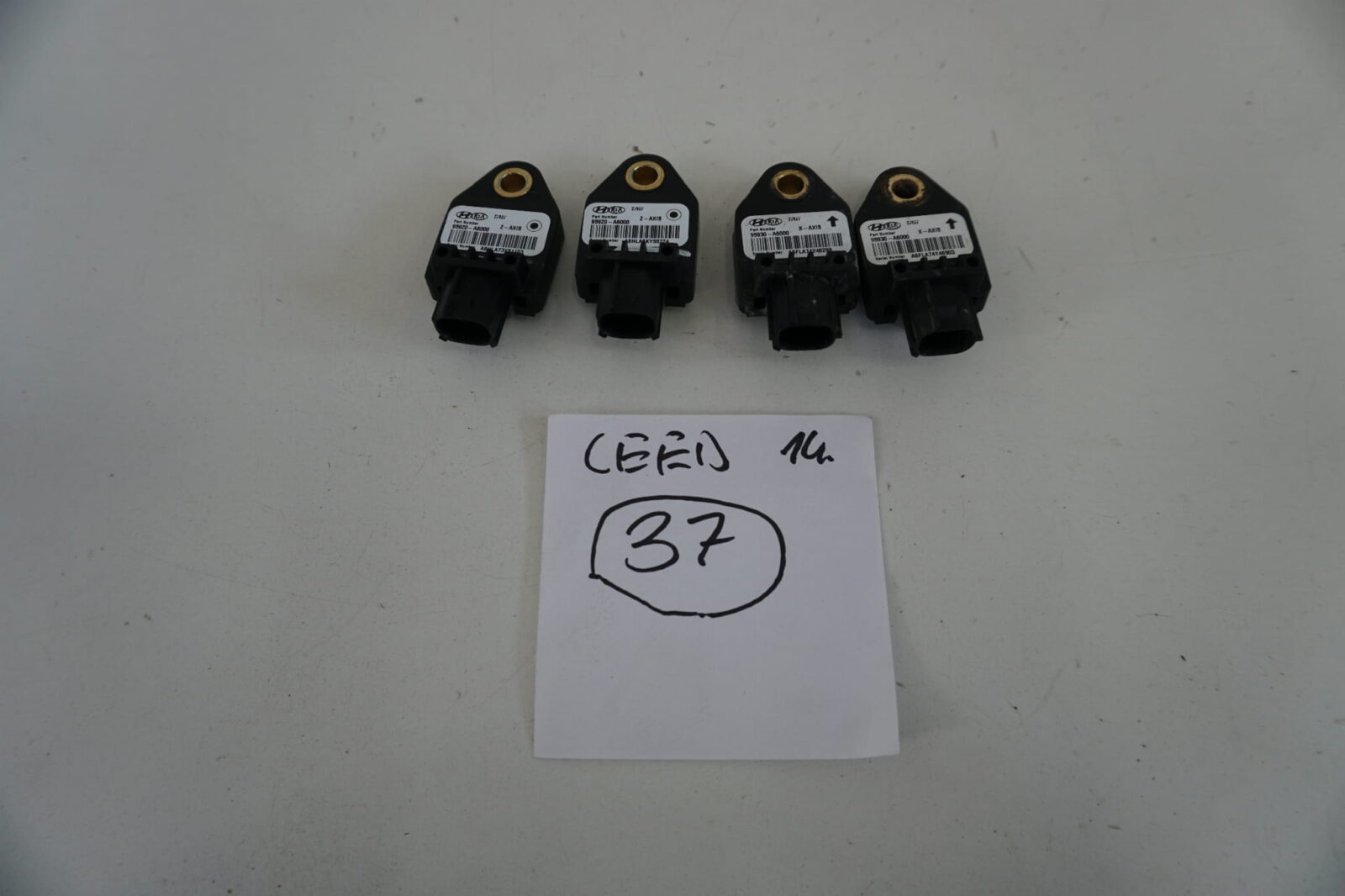 Kia Ceed Czujnik Uderzeniowy 95920-A6000 95930-A6000