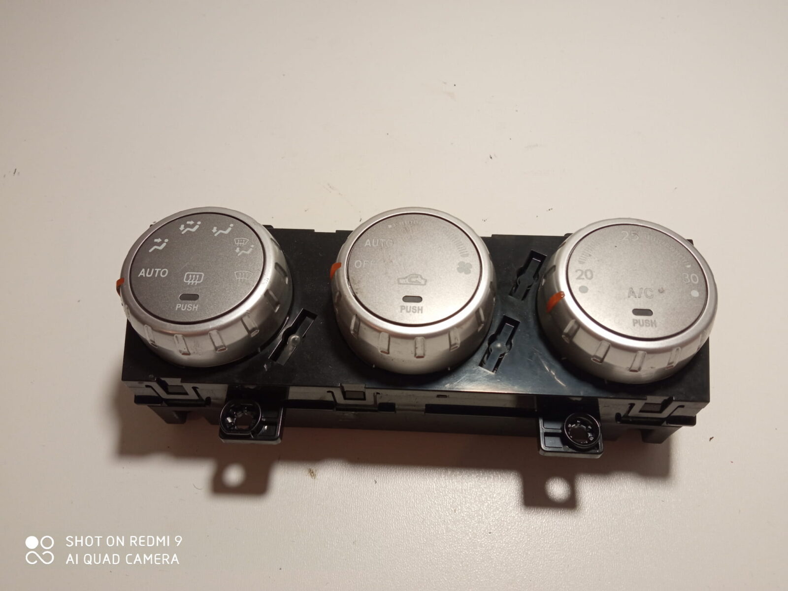 Subaru Forester II Sg Panel Klimatyzacji 72311sa110