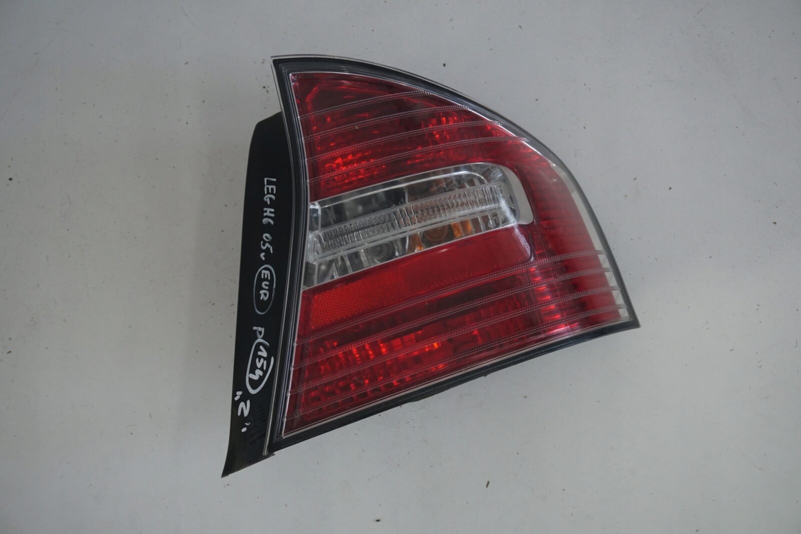 Subaru Legacy IV Bl Sedan Lampa Tylna Prawa Europa