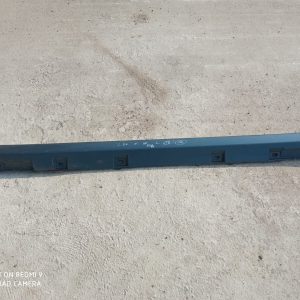 Subaru Legacy 3.0 H6 IV 2003-2009r Listwa Progowa Prawa Kołor 33a