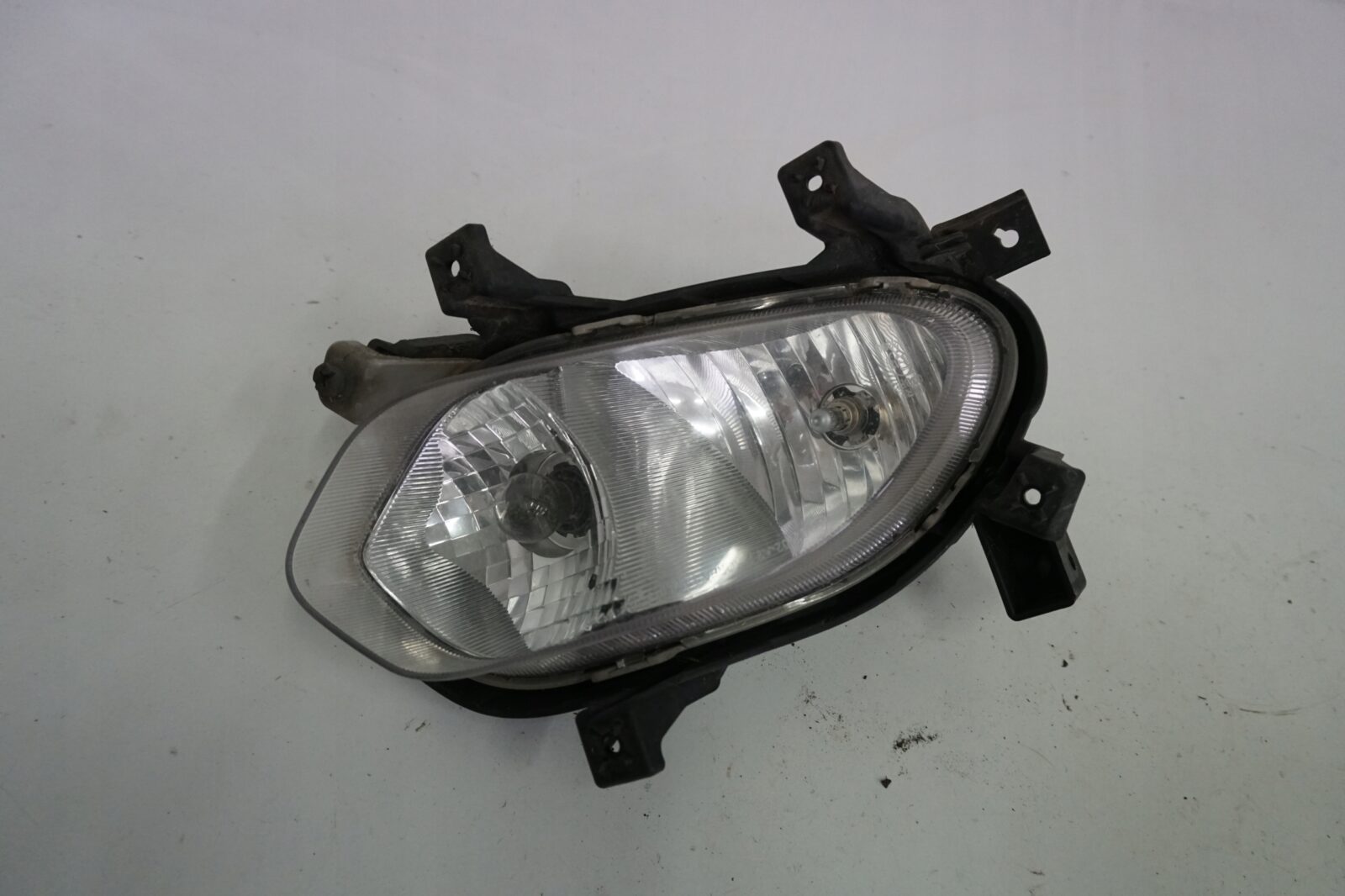 Kia Ceed II Jd Lampa Przeciwmgielna Halogen Prawy