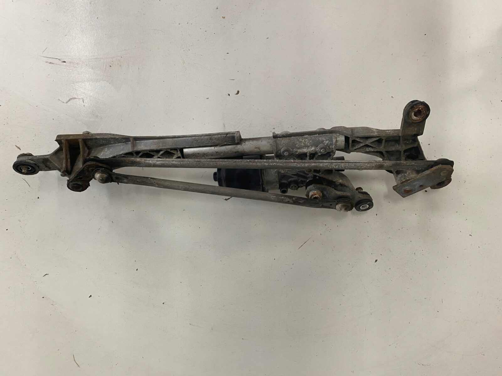 Subaru Legacy IV Outback III Mechanizm Wycieraczek 8211-32214