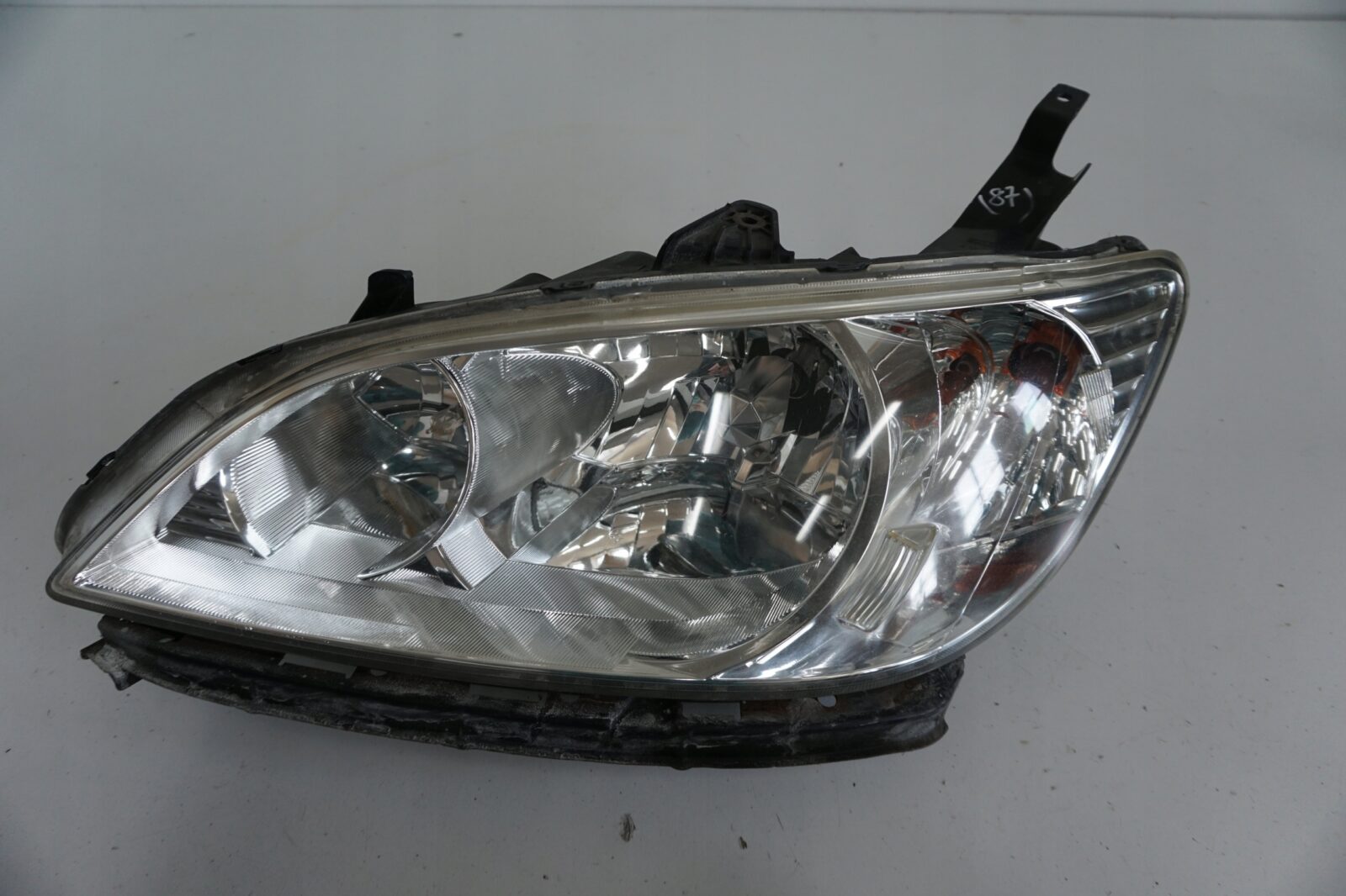 Honda CIVIc VII Sedan Lampa Lewa Przednia Nr.87 - obrazek 2
