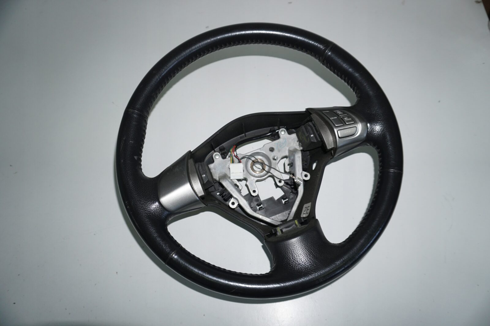 Subaru Legacy IV Lift Outback Kierownica Skóra 81 - obrazek 2