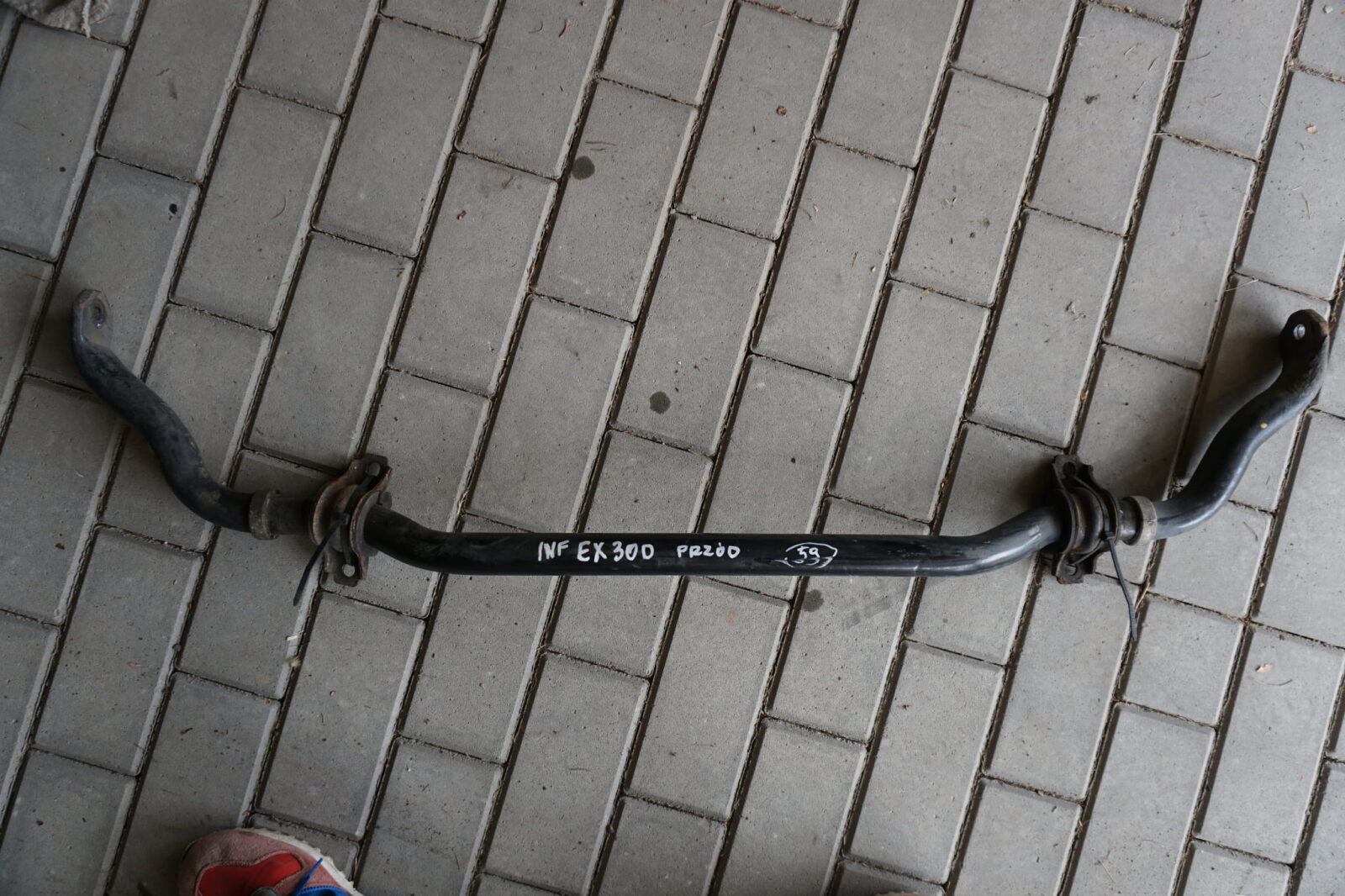 Infiniti Ex Drążek Stabilizatora Przedni 3.0d