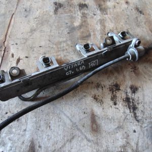 Suzuki Grand VItara 2007r 1.6b M16a Wtryskiwacze Listwa Wtryskowa 15710-64j00 ; 15730-64j00 ; 297500-0540