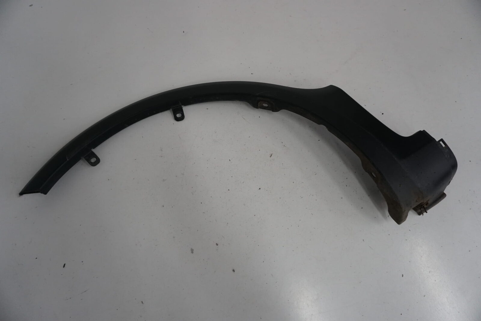 FIAT SEDICI Listwa Błotnika 77221-79jal
