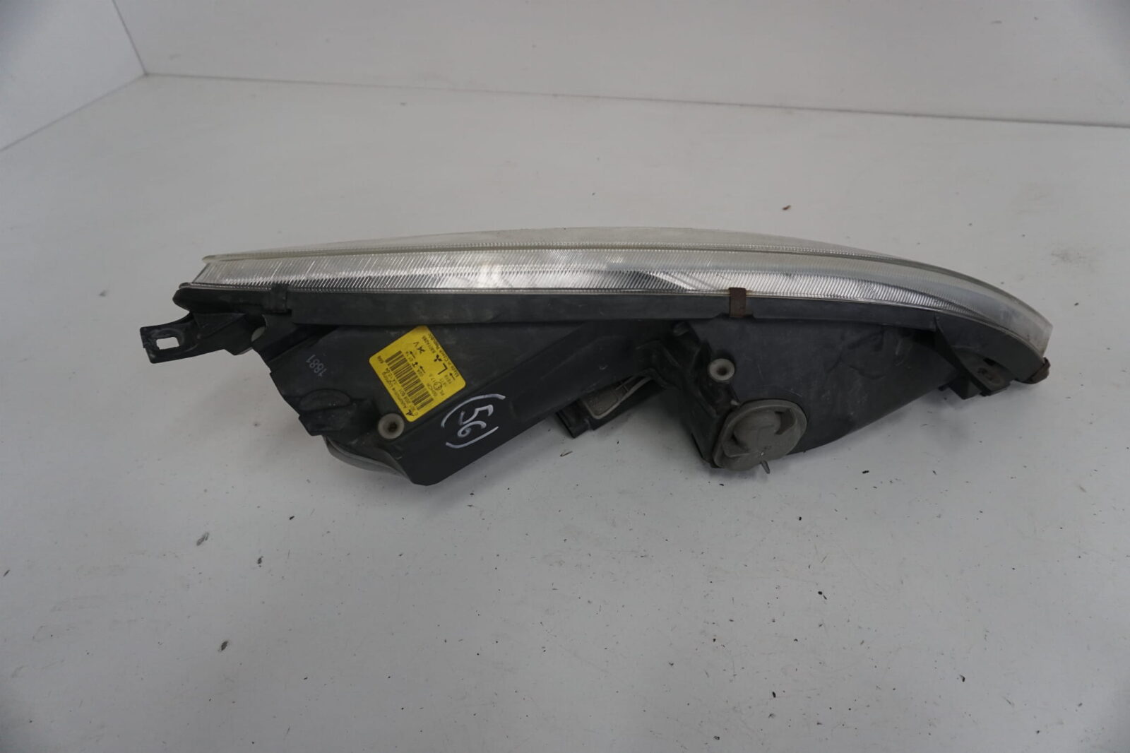 Mitsubishi Colt VI Lampa Lewa Przednia 8301a285 - obrazek 2