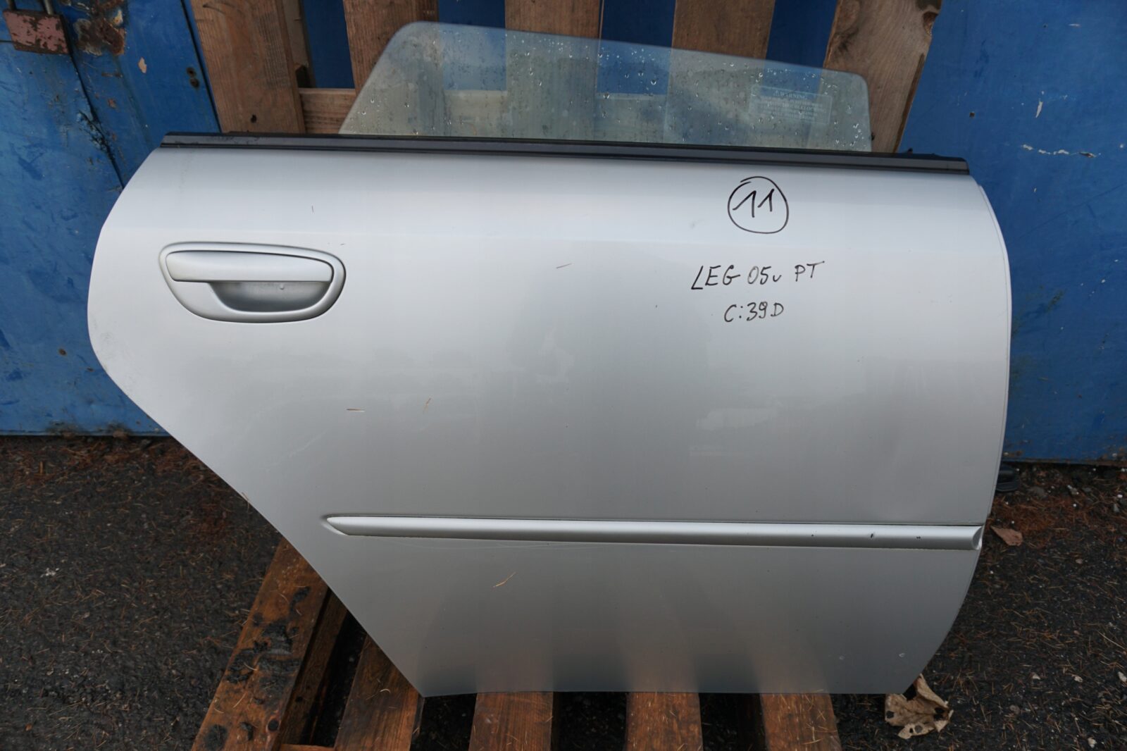 Subaru Legacy IV Drzwi Prawe Tylne 39d Szyba